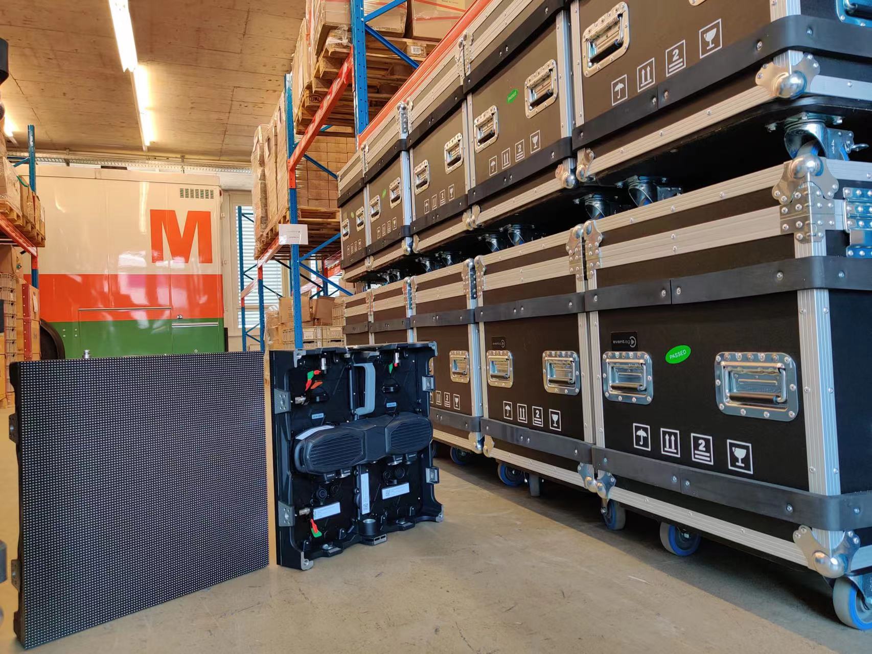 Distributor / dealer